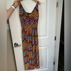 Maxi dress size small ( lots of stretch)